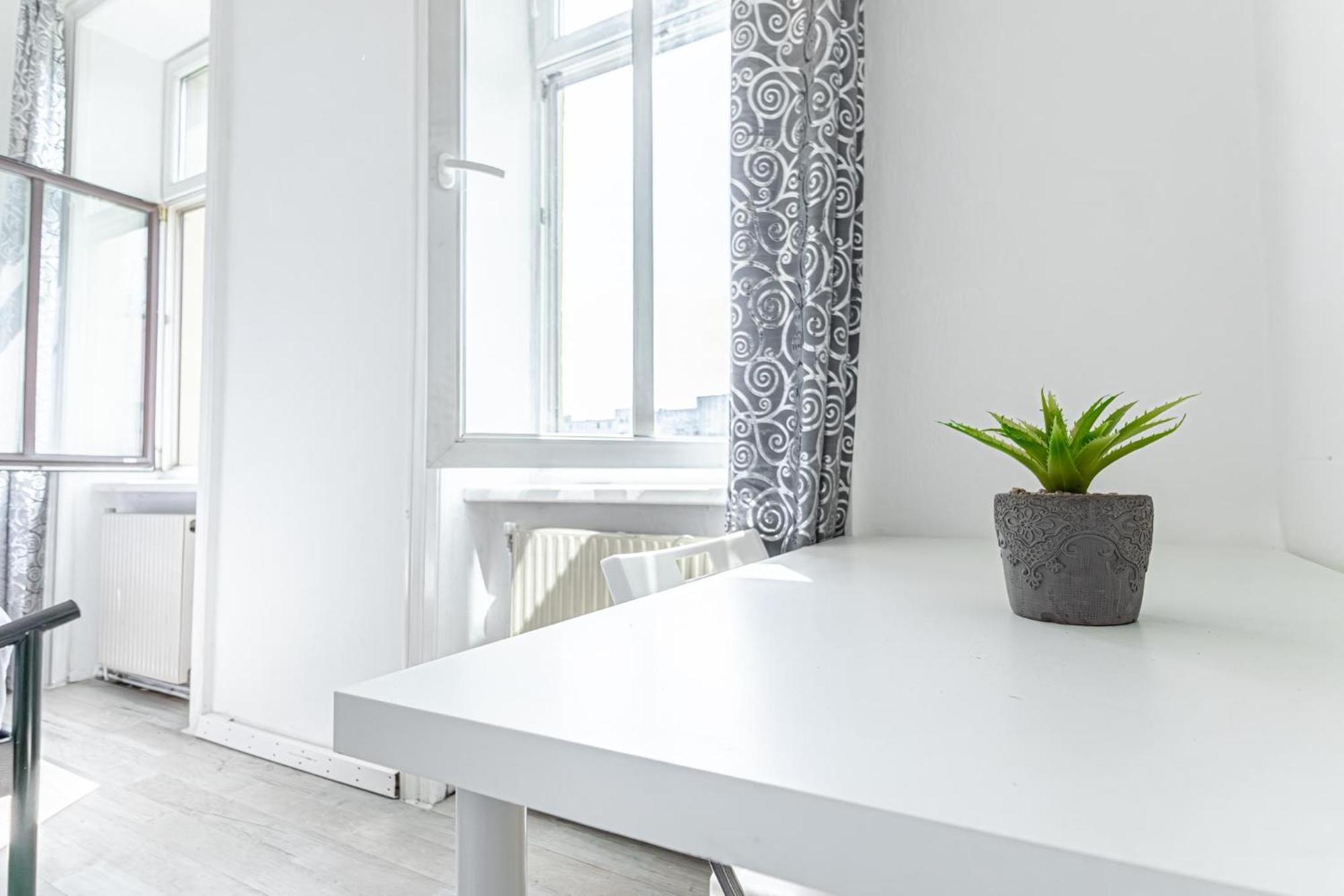Comfy 3br Shared - U6 Subway, Danube & Millenium Appartement