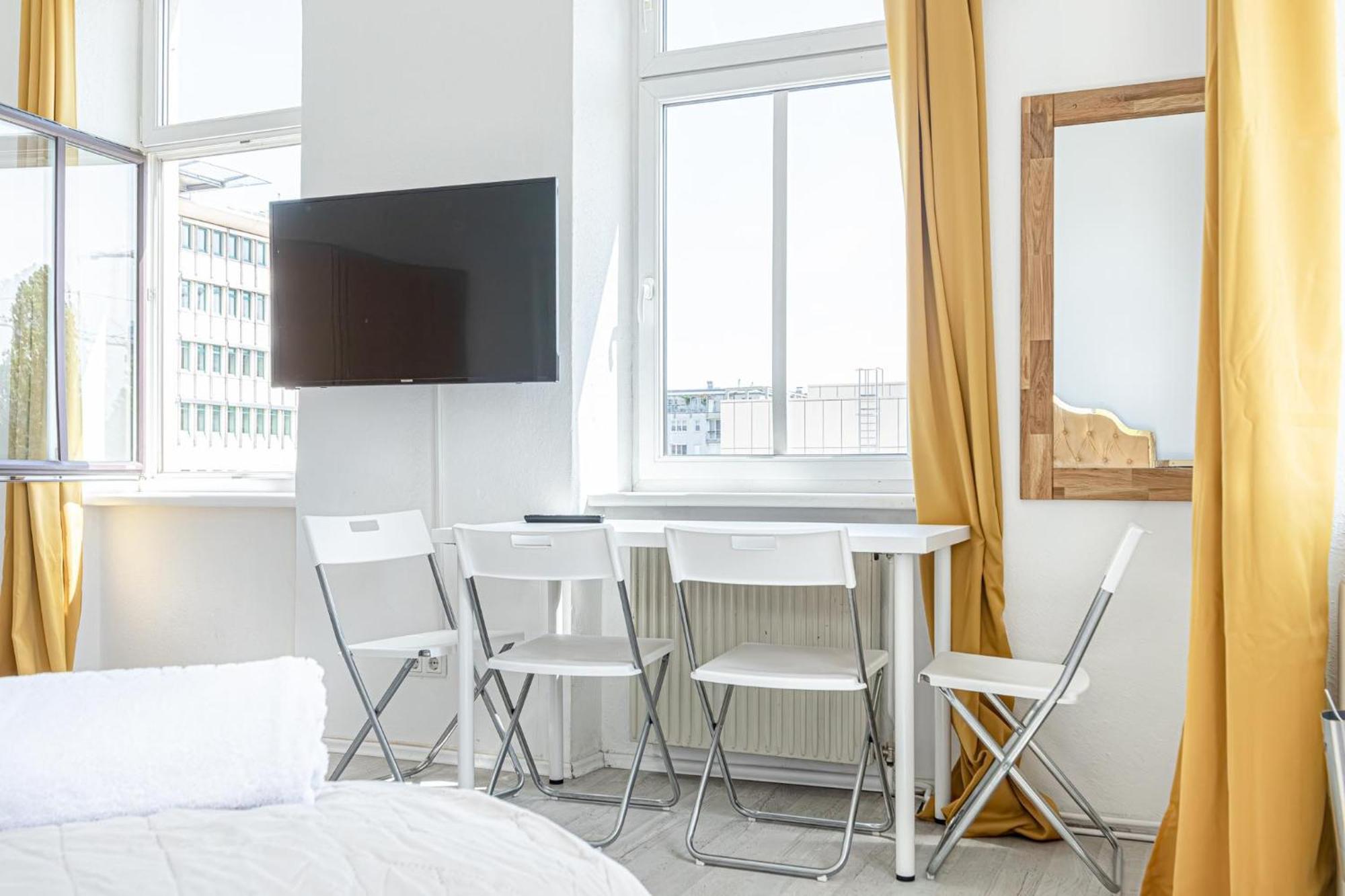 Apartament Comfy 3br Shared - U6 Subway, Danube & Millenium Wiedeń