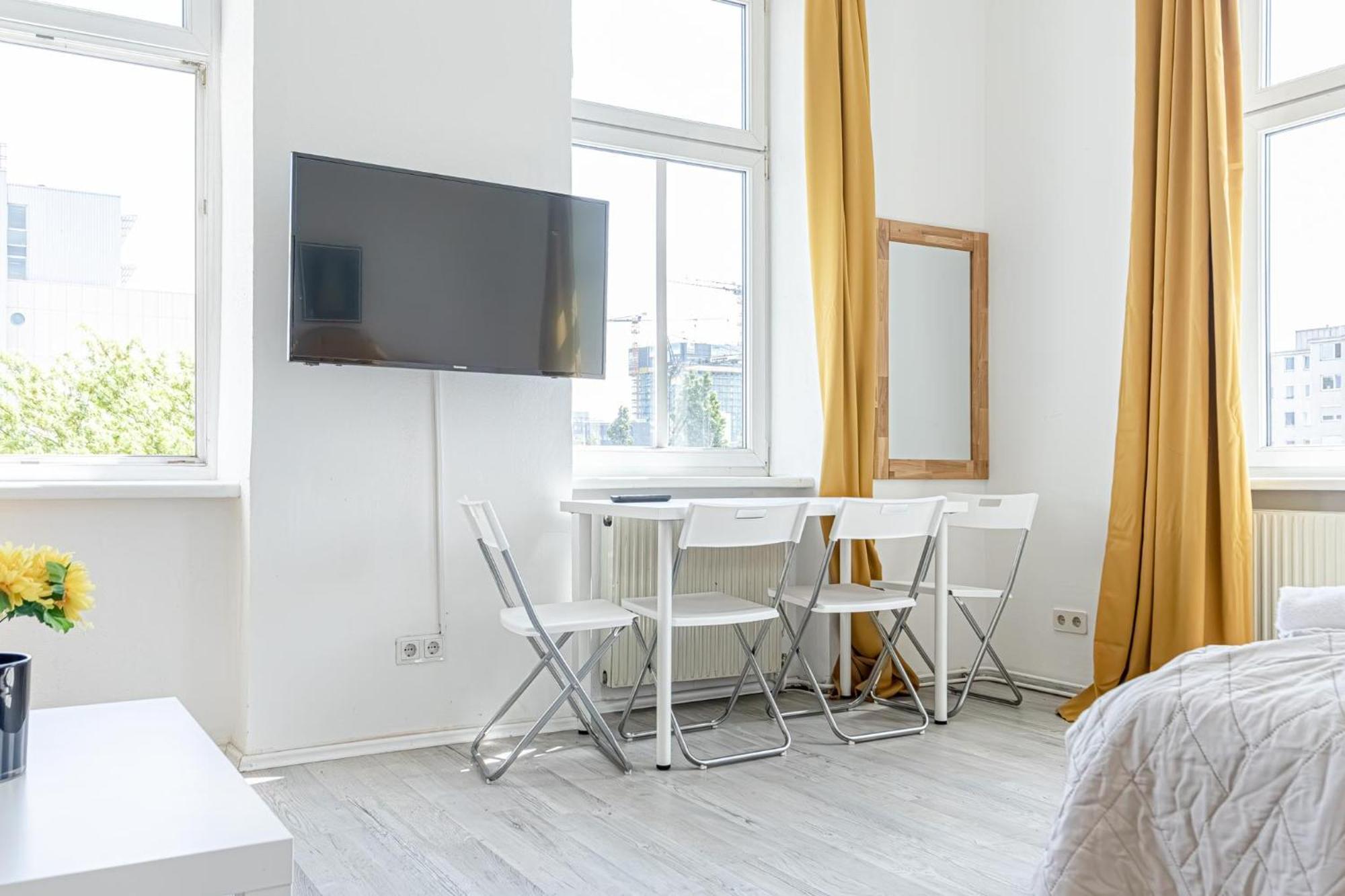 Apartament Comfy 3br Shared - U6 Subway, Danube & Millenium